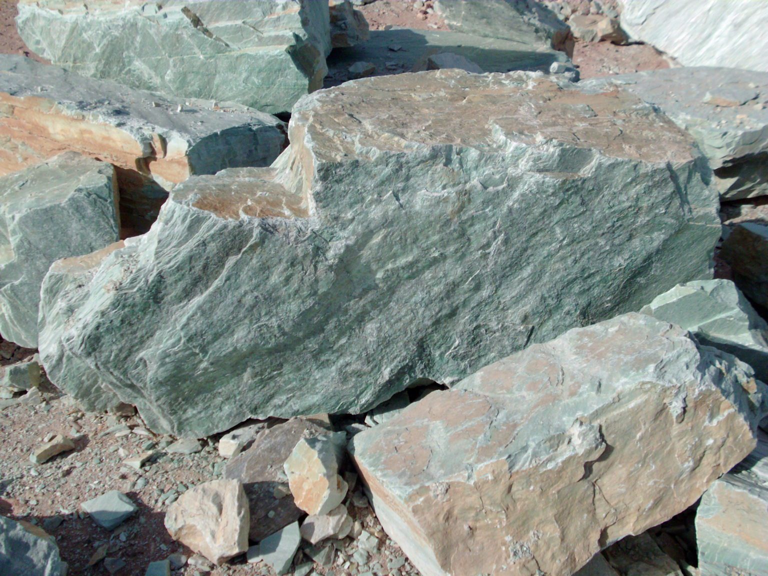 Glacier Green Boulder